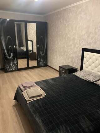 Апартаменты Luxury new flat: 3 bedrooms, 5 min to the center Мариуполь Апартаменты с 2 спальнями-21